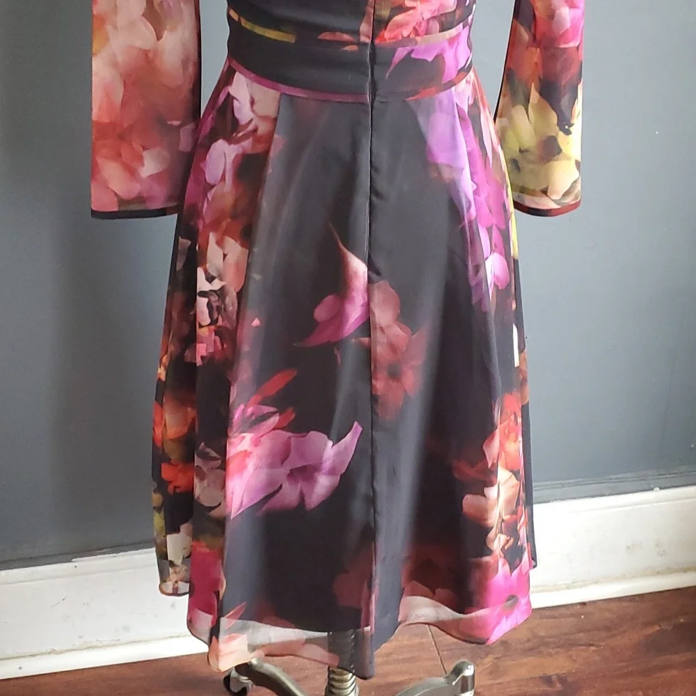 Ted Baker floral dress - Picture 9 of 17